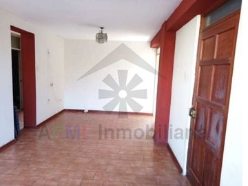 VENTA DE DEPARTAMENTO EN SEGUNDO PISO CON COCHERA Y FRENTE A PARQUE EN CHICLAYO
