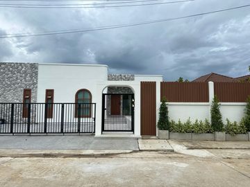 For sale, Pool Villa with mountain view, near Kad Farang, very good location, convenient transportation, suitable for living or renting out