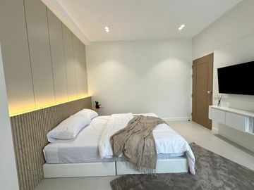 For sale, Pool Villa with mountain view, near Kad Farang, very good location, convenient transportation, suitable for living or renting out
