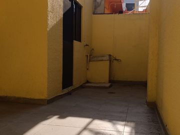 CASA EN COL EMILIANO ZAPATA CON TODOS LOS SERVICIOS