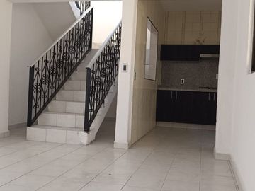 CASA EN COL EMILIANO ZAPATA CON TODOS LOS SERVICIOS