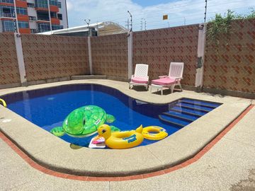 Venta de Casa cerca del mar, urbanización Costa de Oro, Salinas Ecuador