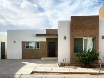 Casa en Venta en La Coruña Residencial al Poniente de la Ciudad