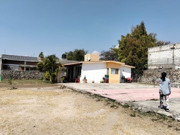 VENDO CASA EN COL VOLCANES CON TODOS LOS SERVICIOS