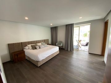 Departamento en venta en La Reserva.
