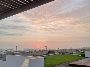 Hermosa Casa De Playa En 1era Fila y 2 piscinas en el Condominio Formentera - Asia