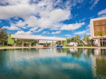 VENTA DE CASA EN AVENIDA HUAYACAN CANCUN