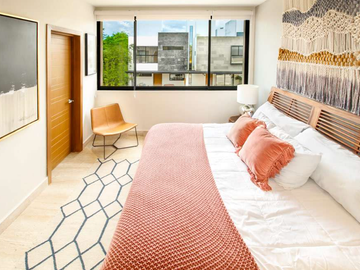 VENTA DE CASA EN AVENIDA HUAYACAN CANCUN