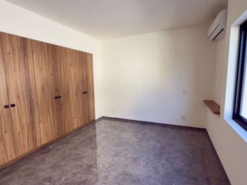 CASA EN VENTA BUGAMBILIAS ZAPOPAN JAL.