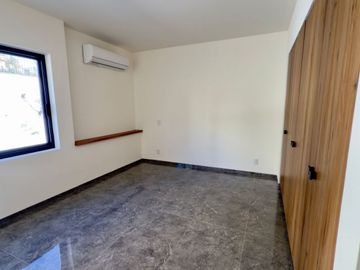 CASA EN VENTA BUGAMBILIAS ZAPOPAN JAL.
