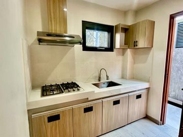 Brand-New 4-Bedroom House & Lot in Tagaytay