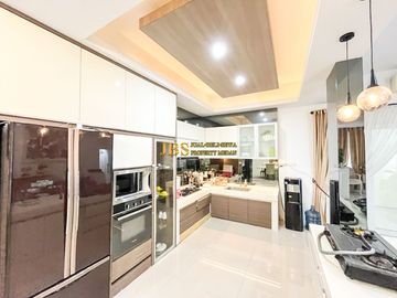 Dijual Villa Hook Full Furnish Lux Komplek De Casa Villa Jl. Asrama