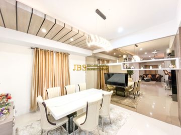 Dijual Villa Hook Full Furnish Lux Komplek De Casa Villa Jl. Asrama