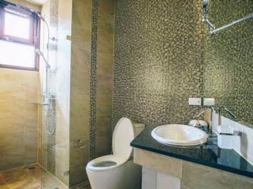 Project house for sale, 4 bedrooms, 4 bathrooms, near many international schools.