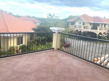 Resale Beautiful  Three Bedrooms House in Consolacion