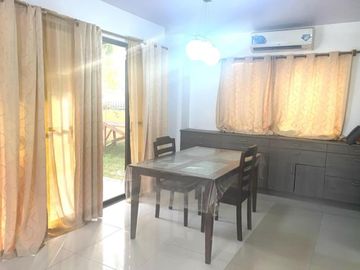 Resale Beautiful  Three Bedrooms House in Consolacion