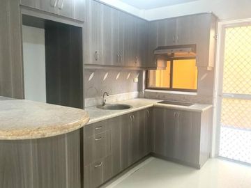Resale Beautiful  Three Bedrooms House in Consolacion