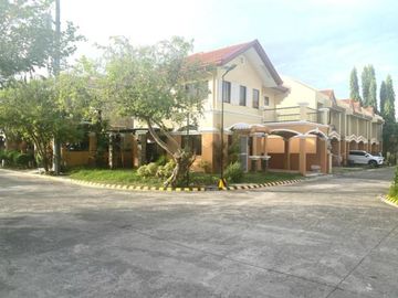 Resale Beautiful  Three Bedrooms House in Consolacion