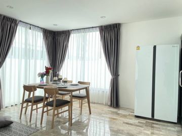 House for sale, PILLOW 142, 3 beds, good location near shopping mall, near the market