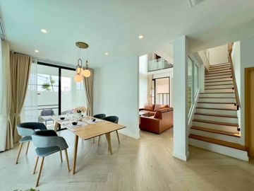 Modern Pool villa for sale in San Phak Wan. The color tone and furniture give you feel Japanese. Fully furnished, ready to move in.
