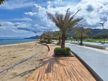 Beachfront Restobar Unit at The Spinnaker at Club Laiya