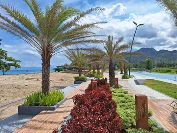 Beachfront Restobar Unit at The Spinnaker at Club Laiya