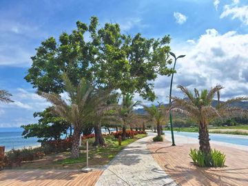 Beachfront Restobar Unit at The Spinnaker at Club Laiya