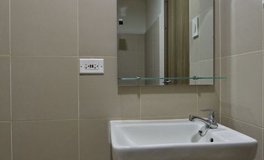 COAST37XX: For Rent Fully Furnished 1BR with Balcony in Coast Residences