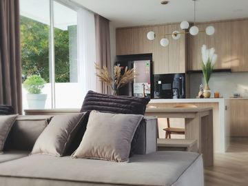 For Sale: Lakeview Pool Villa with Doi Suthep Mountain View. Located in Doi Saket, Chiang Mai – Fully Furnished with Built-in Furniture