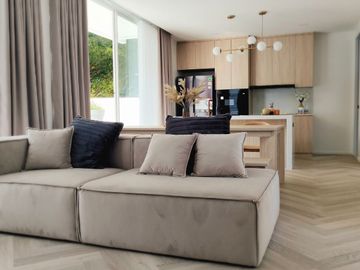 For Sale: Lakeview Pool Villa with Doi Suthep Mountain View. Located in Doi Saket, Chiang Mai – Fully Furnished with Built-in Furniture