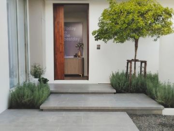 For Sale: Lakeview Pool Villa with Doi Suthep Mountain View. Located in Doi Saket, Chiang Mai – Fully Furnished with Built-in Furniture