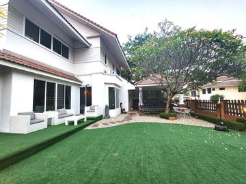 Beautiful house for sale with built-in furniture made of real wood, Lanna Resort style