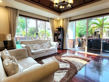 Beautiful house for sale with built-in furniture made of real wood, Lanna Resort style