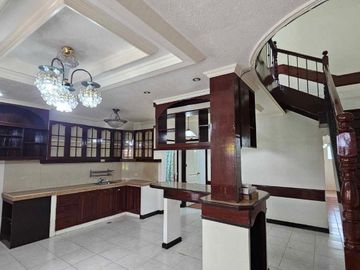 For sale Spacious Home in a secured Subdivision