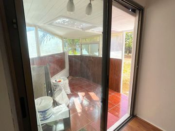 VENDE DEPARTAMENTO RECIEN REMODELADO, SAN VICENTE DE PAUL, MACUL, 3 DORMITORIOS, 1 BAÑO, TERRAZA, A PASOS DE METRO LAS TORRES