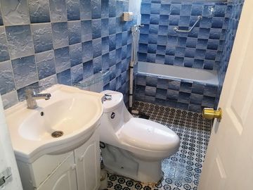 VENDE DEPARTAMENTO RECIEN REMODELADO, SAN VICENTE DE PAUL, MACUL, 3 DORMITORIOS, 1 BAÑO, TERRAZA, A PASOS DE METRO LAS TORRES