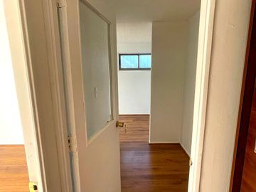 VENDE DEPARTAMENTO RECIEN REMODELADO, SAN VICENTE DE PAUL, MACUL, 3 DORMITORIOS, 1 BAÑO, TERRAZA, A PASOS DE METRO LAS TORRES