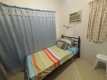 FOR SALE Bungalow house in Project 4 QC