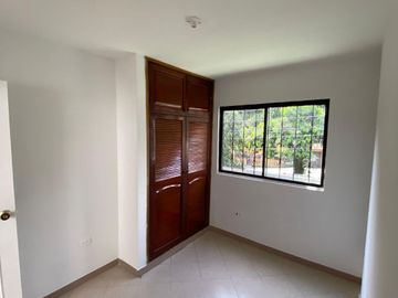 ARRIENDO CASA TRES HABITACIONES - LA ESTRELLA