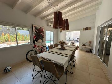 Casa a la venta en el dique de Tandil