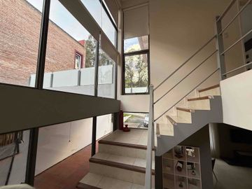 Casa a la venta en el dique de Tandil