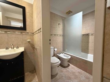 Casa a la venta en el dique de Tandil