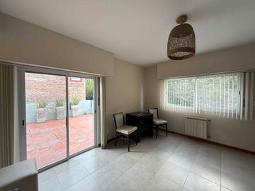 Casa a la venta en el dique de Tandil