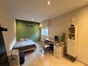 Casa a la venta en el dique de Tandil
