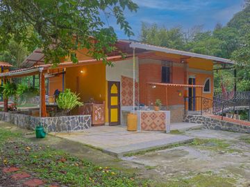 FINCA AMOBLADA EN ARRIENDO VDA LA SUIZA