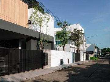 Luxury Modern Pool villa for sale in Jedyod, Fully furnished