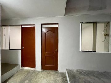 Vendo Casa De 3 Pisos+ Azotea En Asent. Humano 10 De Octubre