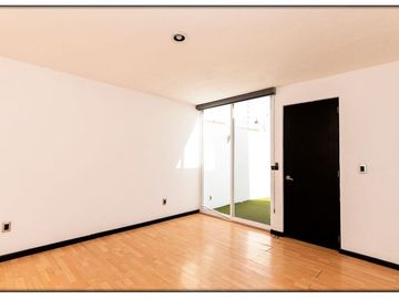 Casa en Venta - Juriquilla - QUERETARO