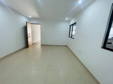 Departamento en venta a un costado de Plaza Tangamanga