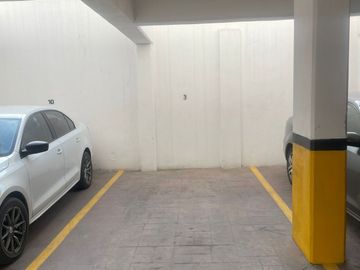 Departamento en venta a un costado de Plaza Tangamanga